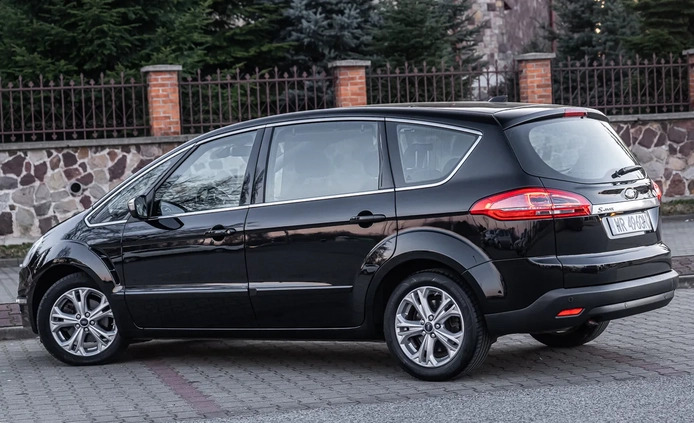 Ford S-Max cena 42900 przebieg: 239000, rok produkcji 2012 z Bisztynek małe 497